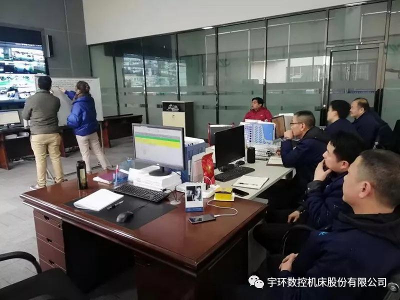 宇環(huán)數(shù)控機床股份有限公司:印度客戶來驗收磨床 宇環(huán)數(shù)控機床股份有限公司:印度客戶來驗收磨床