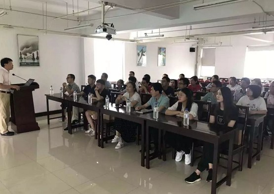 浙江英洛華裝備制造有限公司:蘇州D客戶管理層團(tuán)隊(duì)來訪參觀交流 浙江英洛華裝備制造有限公司:蘇州D客戶管理層團(tuán)隊(duì)來訪參觀交流