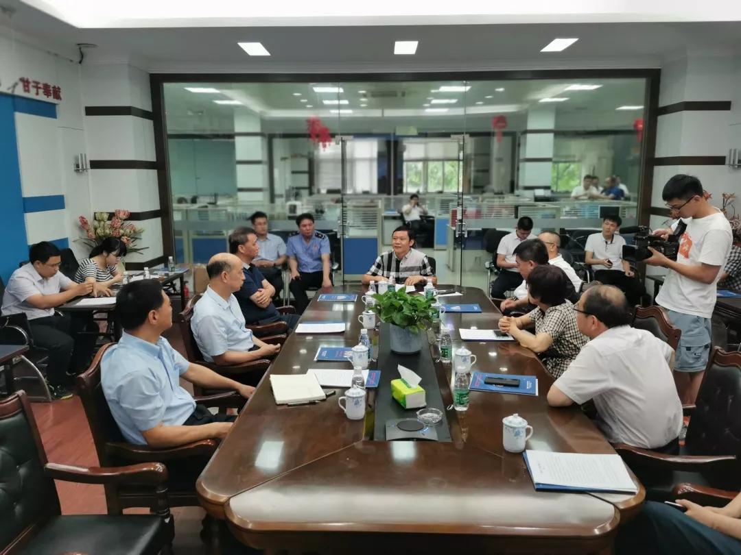 培育好水暖市場 保障行業(yè)健康發(fā)展——副省長鄭建閩到南安調(diào)研市場監(jiān)管工作 培育好水暖市場 保障行業(yè)健康發(fā)展——副省長鄭建閩到南安調(diào)研市場監(jiān)管工作
