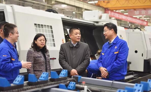 機(jī)械工業(yè)教育發(fā)展中心陳曉明主任一行蒞臨寶雞機(jī)床集團(tuán)考察指導(dǎo) 機(jī)械工業(yè)教育發(fā)展中心陳曉明主任一行蒞臨寶雞機(jī)床集團(tuán)考察指導(dǎo)