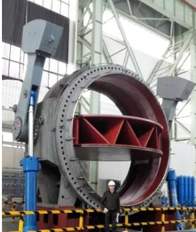 津巴布韋卡里巴南岸水電站工程水輪機(jī)進(jìn)水蝶閥 津巴布韋卡里巴南岸水電站工程水輪機(jī)進(jìn)水蝶閥