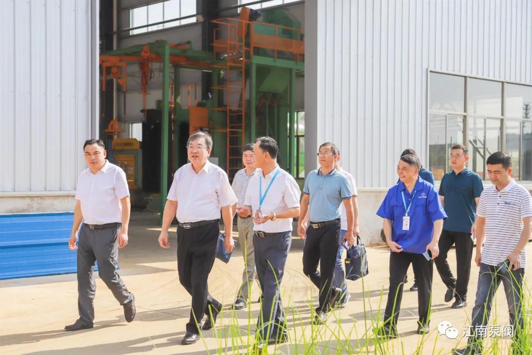 宣城市副市長寧偉一行走訪安徽江南泵閥集團調(diào)研技改項目 宣城市副市長寧偉一行走訪安徽江南泵閥集團調(diào)研技改項目