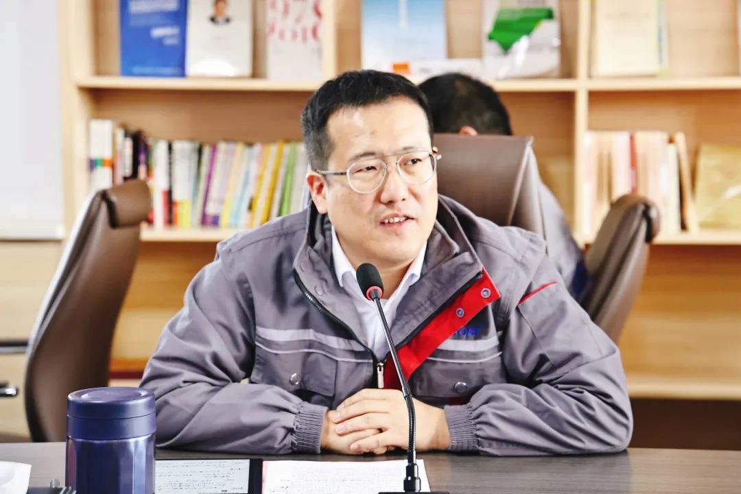 艾坦姆召開“決戰(zhàn)十二月,整裝再出發(fā)”暨精益管理執(zhí)行力培訓(xùn)大會 艾坦姆召開“決戰(zhàn)十二月,整裝再出發(fā)”暨精益管理執(zhí)行力培訓(xùn)大會