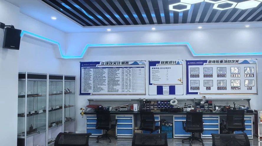 哈電電機(jī)再添國家級技能大師工作室 哈電電機(jī)再添國家級技能大師工作室